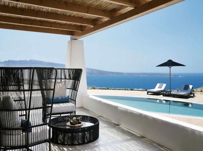 024_Schoene Aussichten Touristik - Santorini - SANTO MARIS OIA_ILIOS LUXURY SUNSET VILLA PRIVATE POOL_(04)